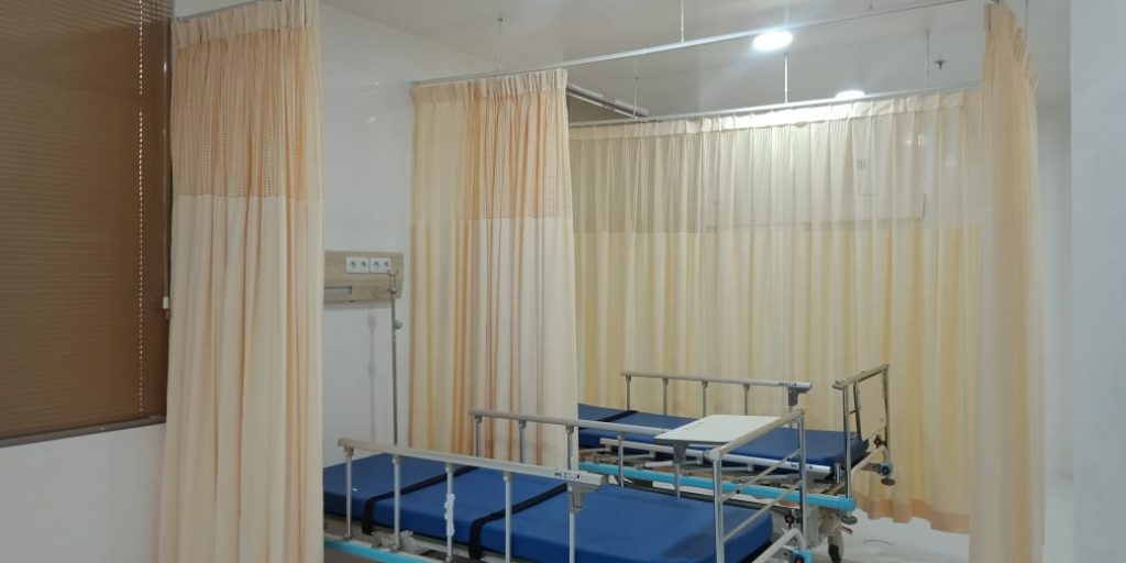 tirai rumah sakit anti bakteri